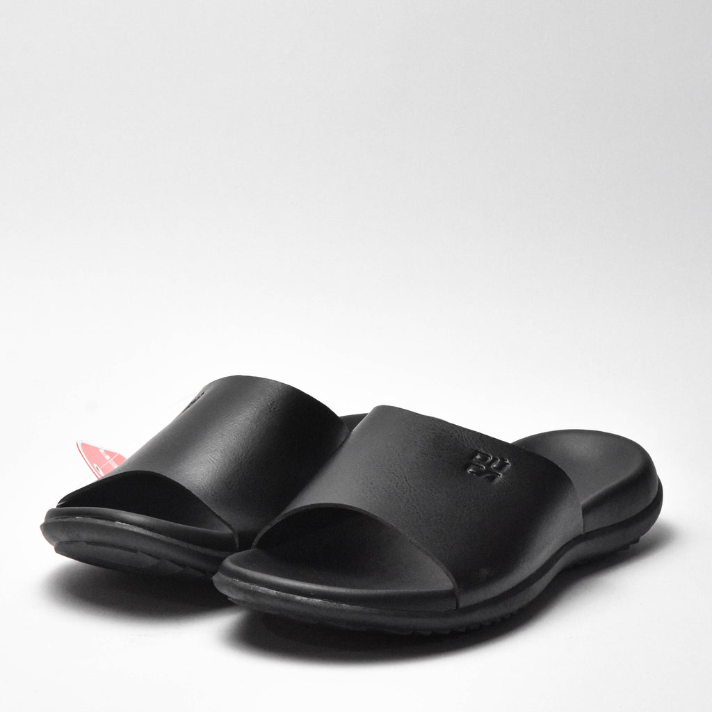 PUCA MEN SPORT SLIPPERS CRATER BLACK. 10933