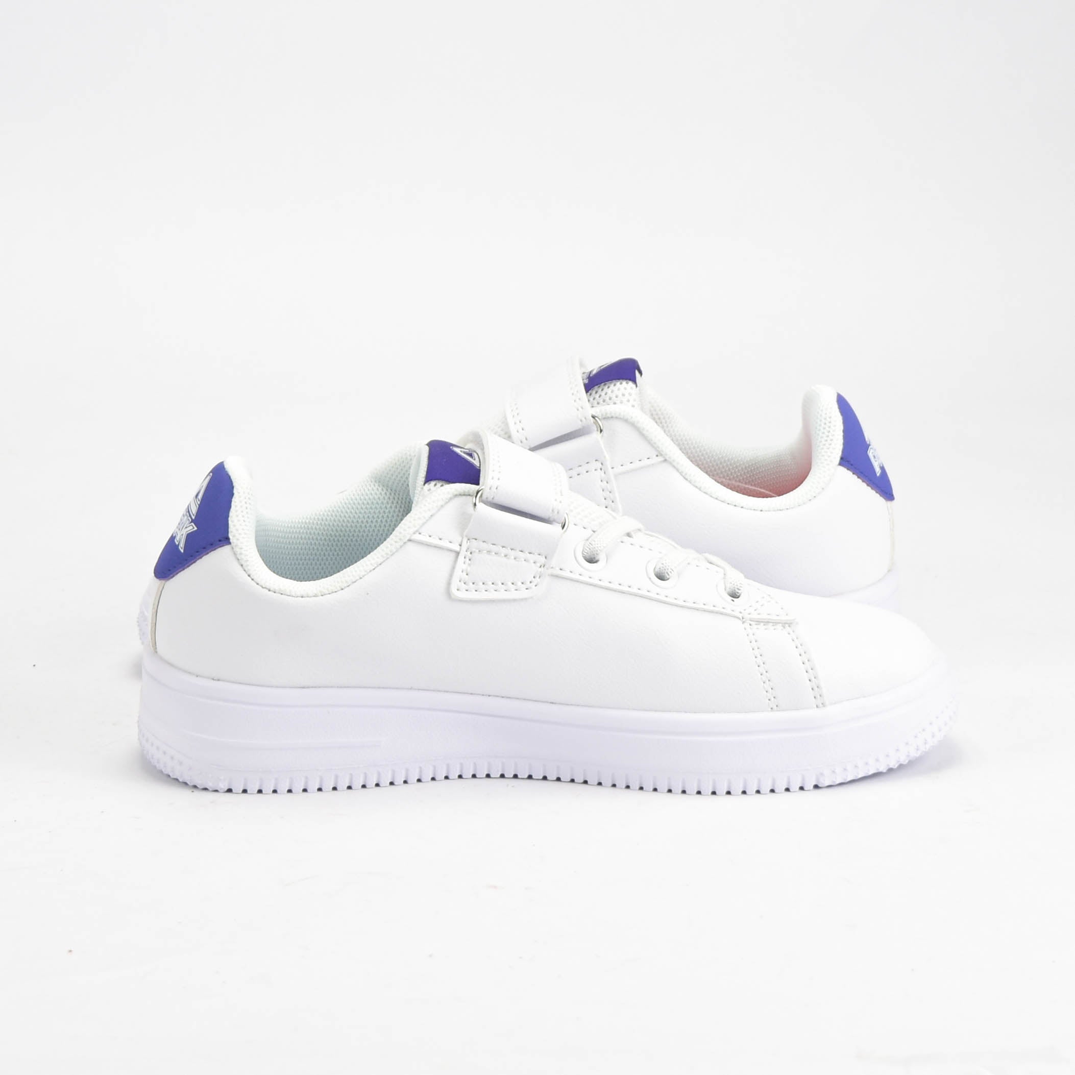 PEAK SHOES. EK3902B-1076
