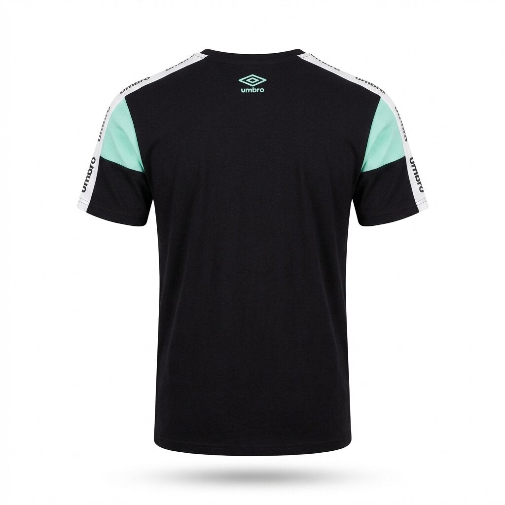 UMBRO PULL. UAA241M009-001.